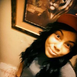 Meet your Posher, Isabel